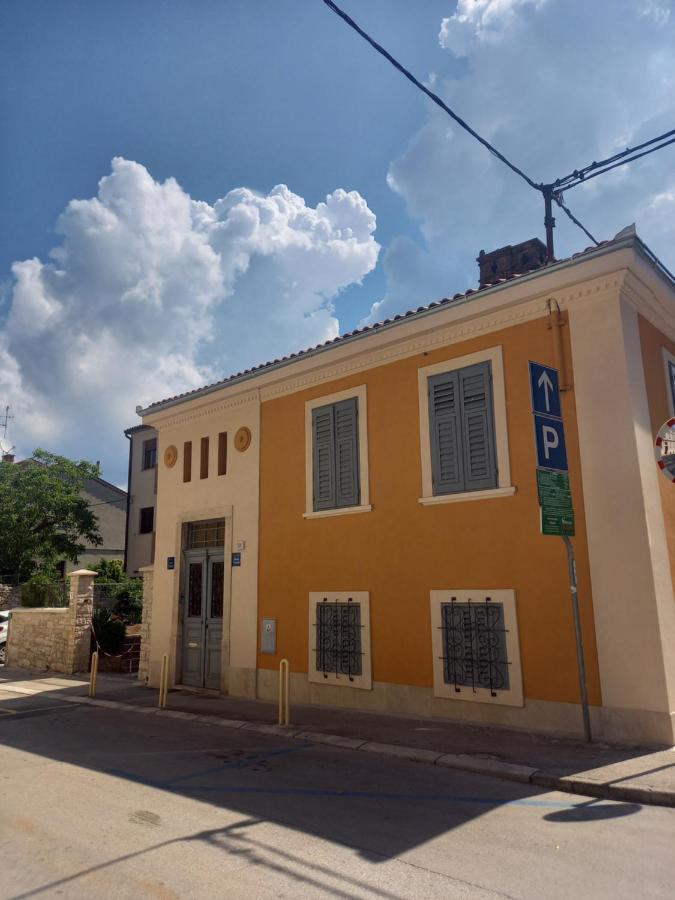 Oskar Amphitheater Apartments And Rooms With Free Parking Pula Exterior foto